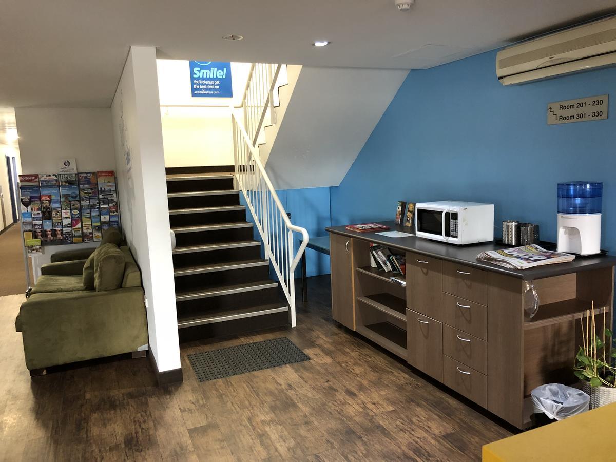 Ibis Budget Perth Airport Экстерьер фото