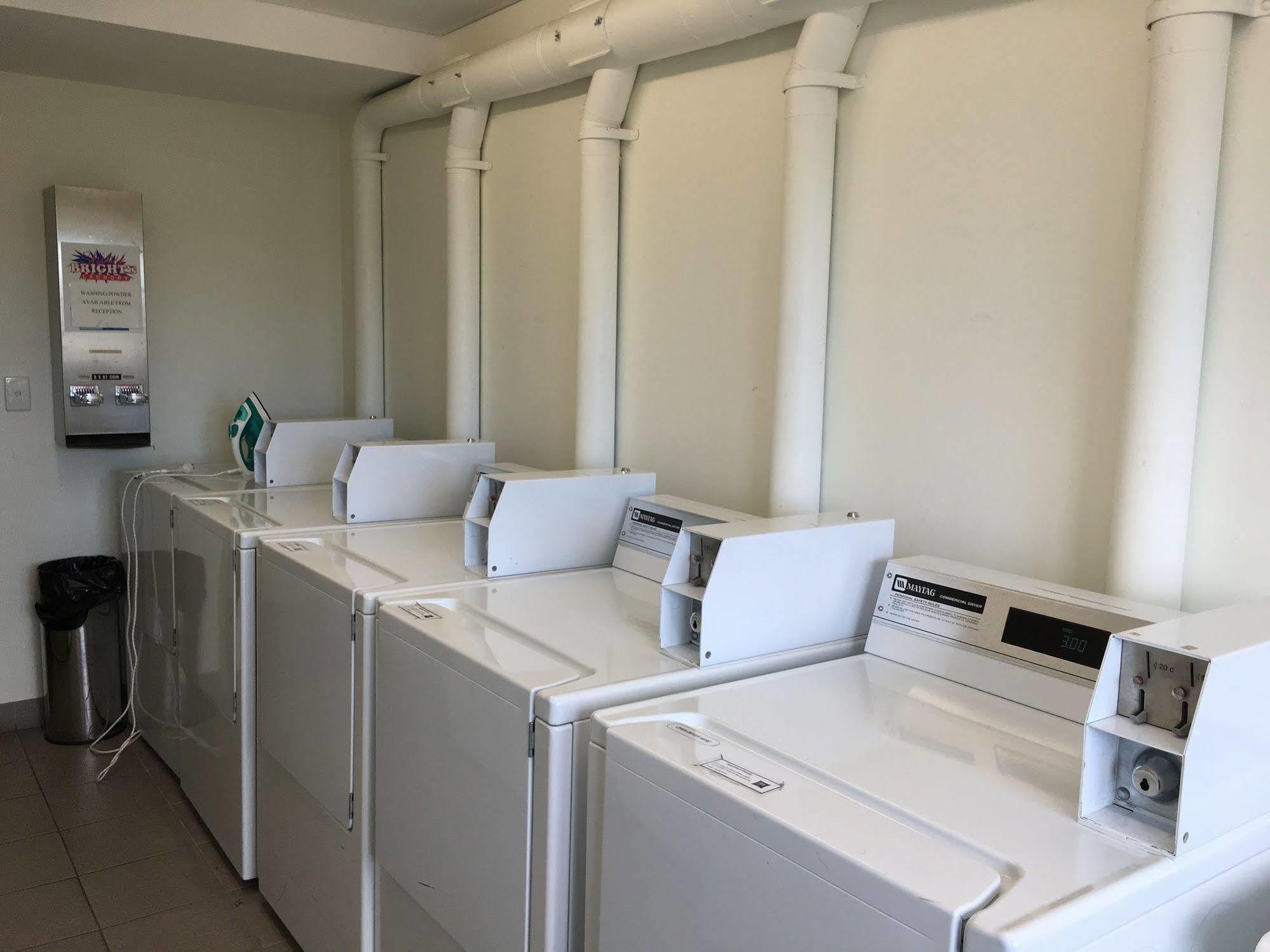 Ibis Budget Perth Airport Экстерьер фото
